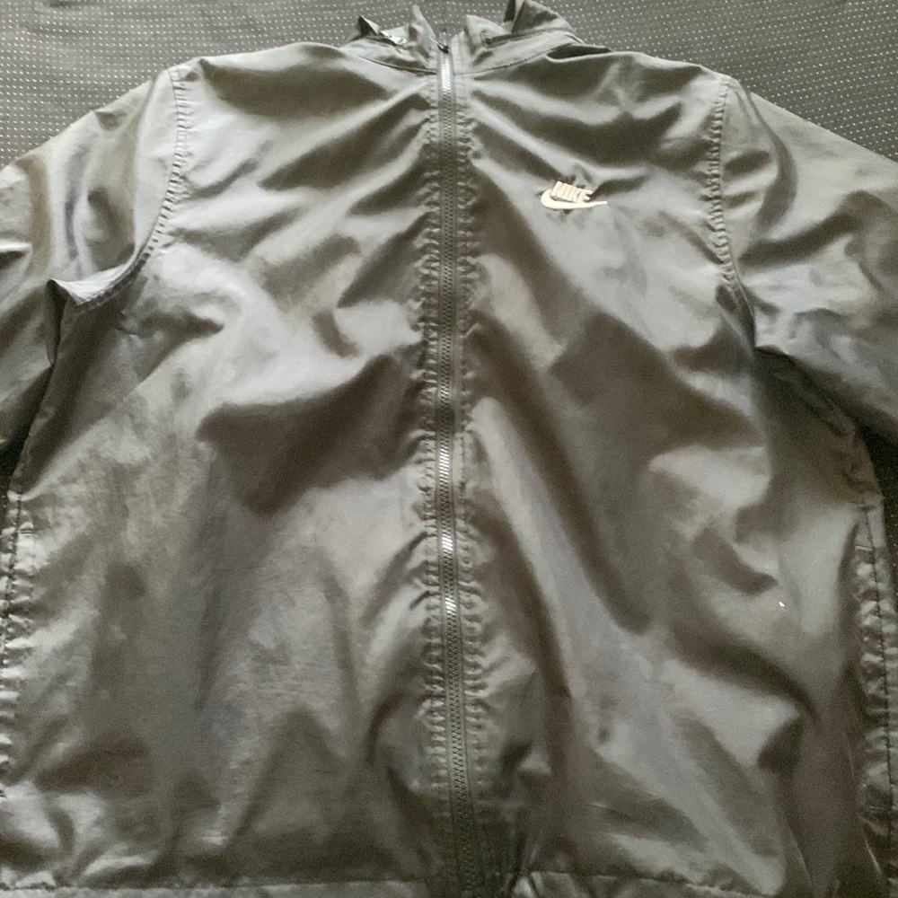 Nike Wind Breaker